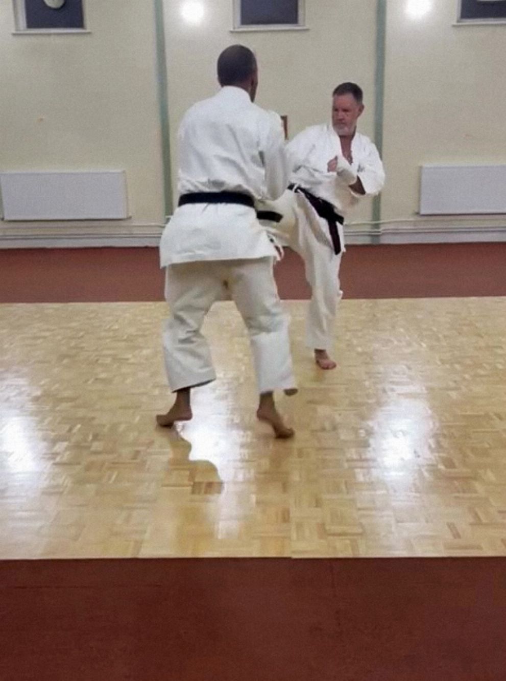 Sparring and range control